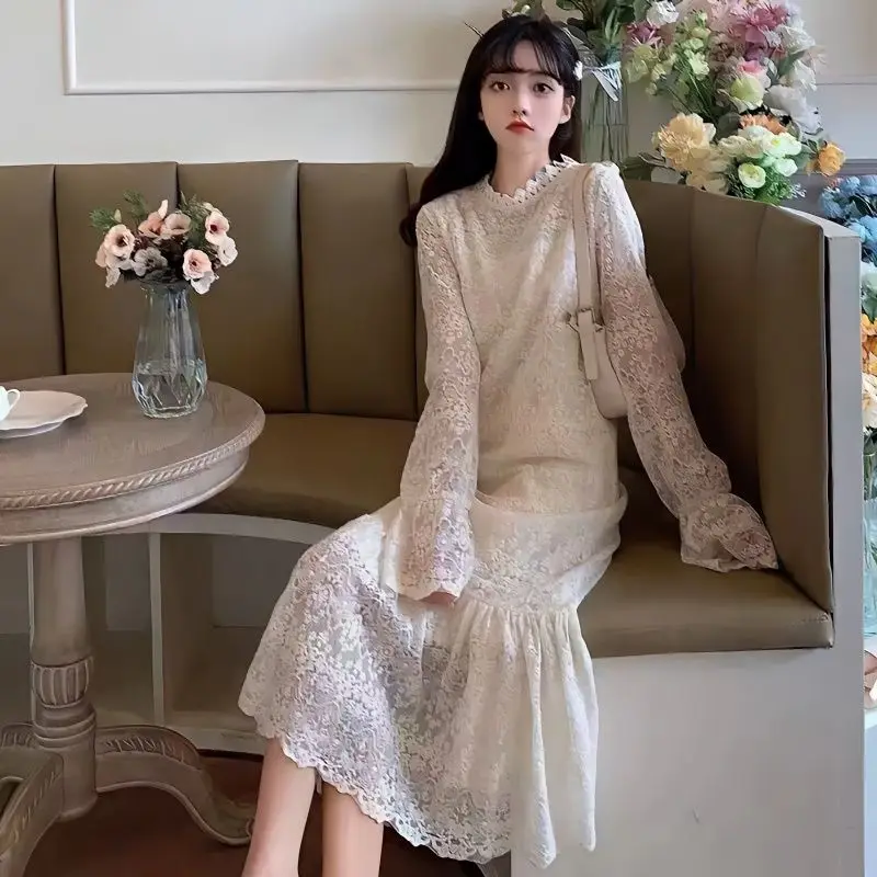 

2026 Spring French Femininity Lace Dress New Medium and Long Design Sense Niche Base Long-sleeved Skirt Women A-shaped Skirt