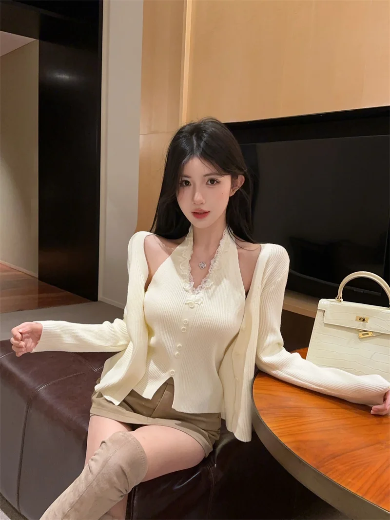 

New Women's V-ne Lace Trim Patchwork Hanging Ne Knitted Sweater Andy Velvet Fake Two-pieced Sle Winter Faion Sensual ...