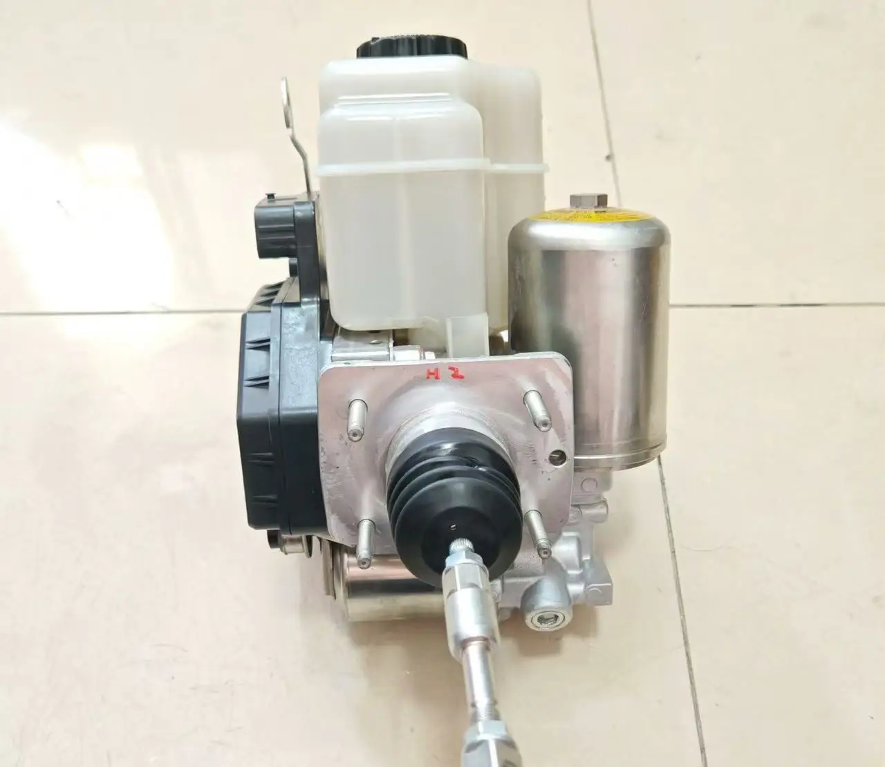 USED  Original Renovate ABS Brake Actuator Pump Assembly 89541-60330 for To-yota Land Cruiser / 4 Runner / Lexus GX470