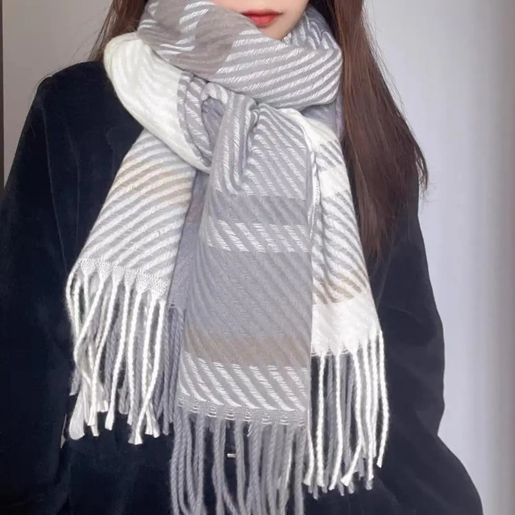 Bufanda cálida con borlas para mujer, bufanda elegante de invierno, Diseño a rayas, detalles de borlas, envoltura de cuello ligera y cálida para clima frío