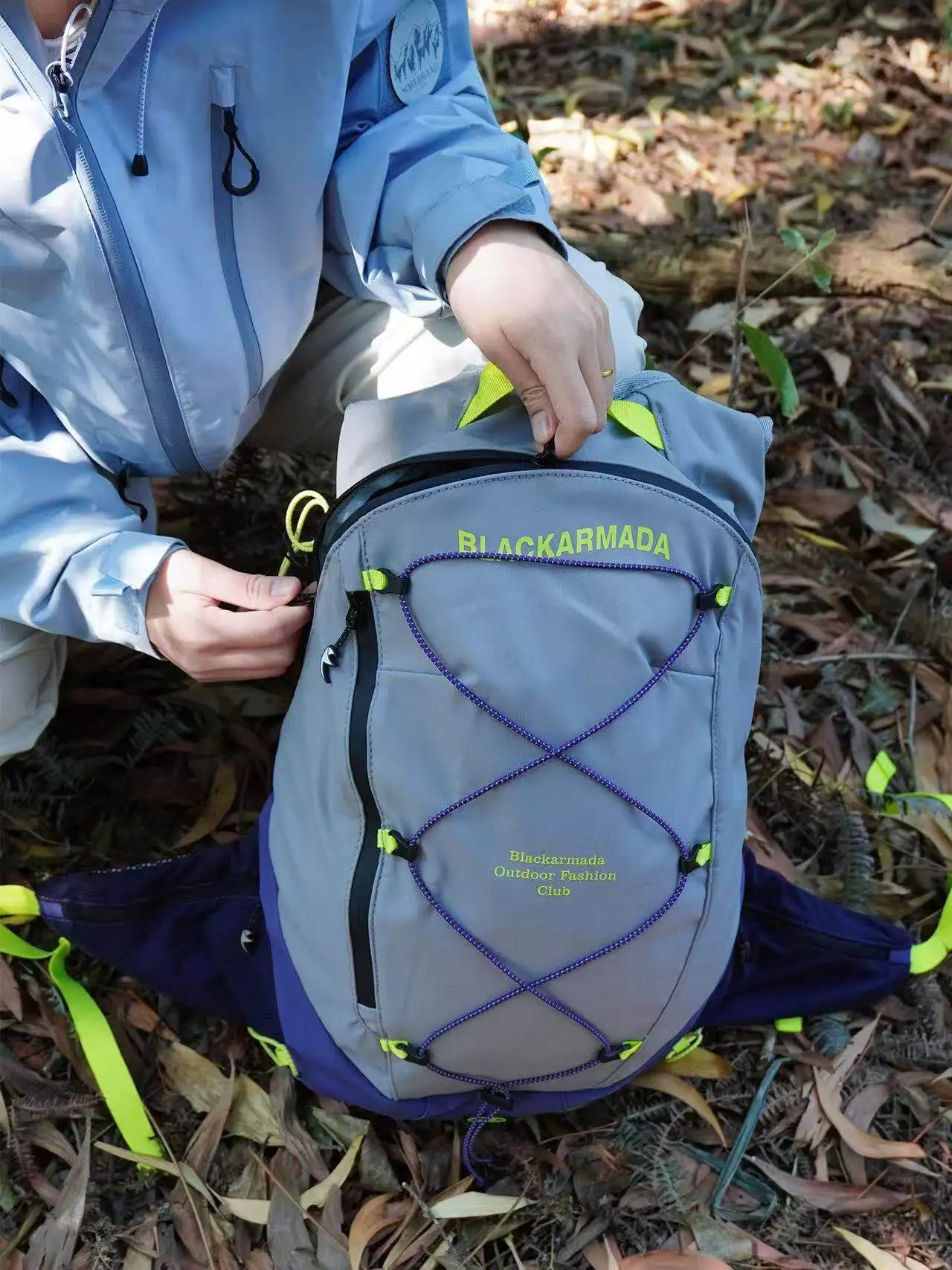 

Outdoor mountaineering backpack waterproof large-capacity lightweight off-road hiking backpack