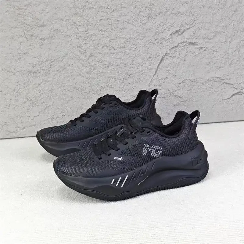 รองเท้าวิ่งและฝึกซ้อมคุณภาพสูง แบรนด์แท้ ระดับไฮเอนด์ สำหรับเท้ากว้าง รองรับแรงกระแทกได้ดีเยี่ยม สวมใส่สบาย ระบายอากาศได้ดี เหมาะสำหรับเดิน วิ่งจ๊อกกิ้ง ไซส์ 35-46