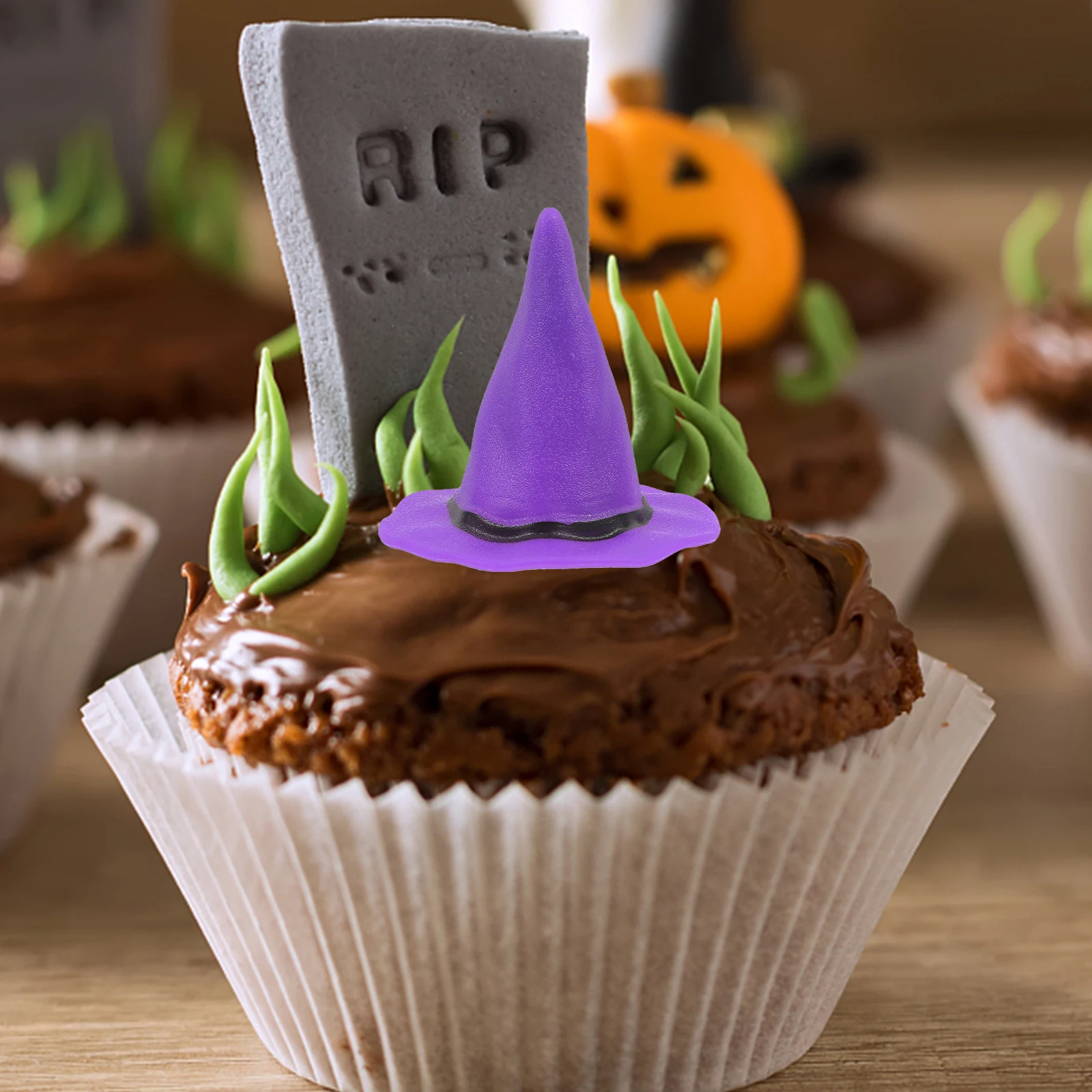 

12pcs Witch Hats Decorations for Halloween Party Bottle Toppers Plastic Craft Hats Accessory