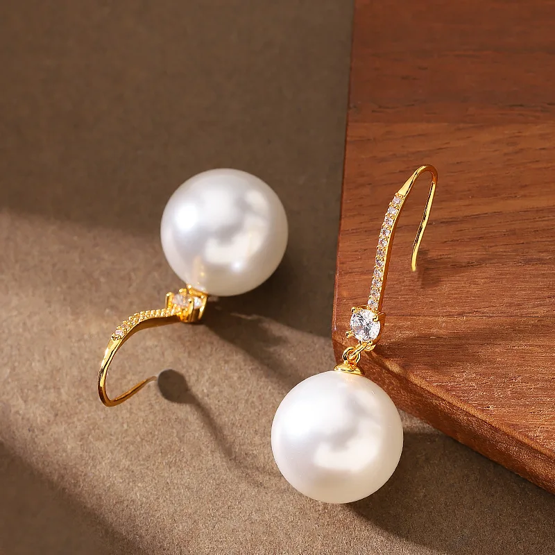 

Fashionable micro-paved zircon pearl ear hook earrings, exquisite and noble, simple, light and luxurious, fashionable earrings