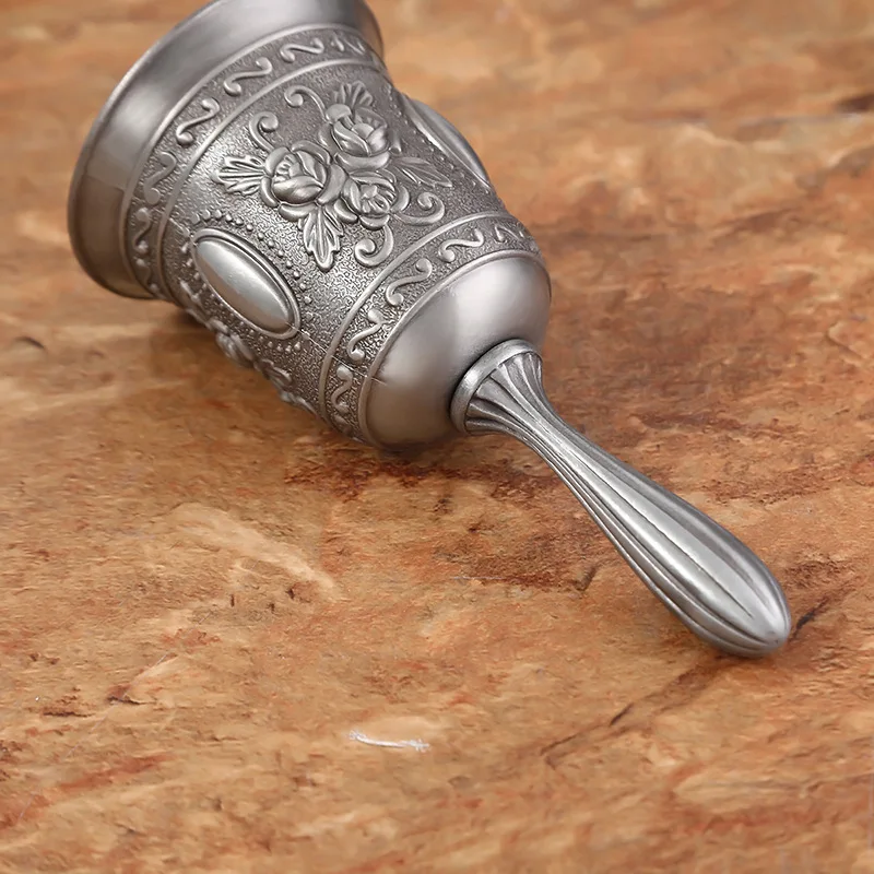 Afbeelding 5: Noordse Retro Servicebel, Handbel voor Restaurant Bar, Modieuze Home Decor Tafelbel met Belletje