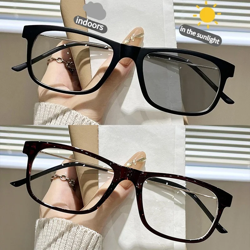 Presbyopie-Brille mit Metallrahmen, einfache, vielseitige, rechteckige Brillengestell-Brillengläser, die die Farbe unter Sonnenlicht ändern können