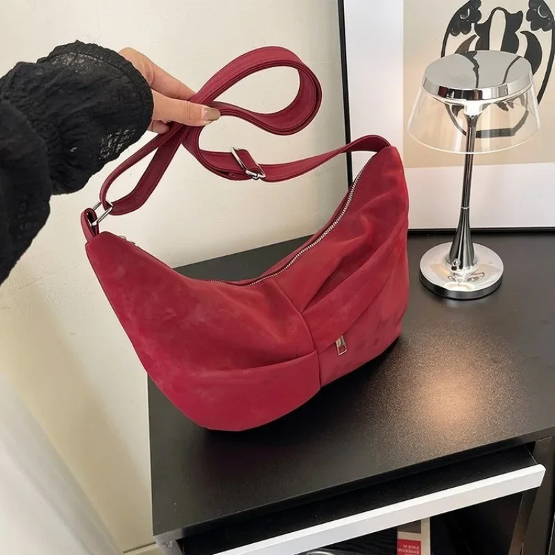 

Attractive Sleek Diaper Bag Backpack Mom Picnic Outing Baby Care Exquisite Stylish Glamorous Chic Practical Parenting Organized