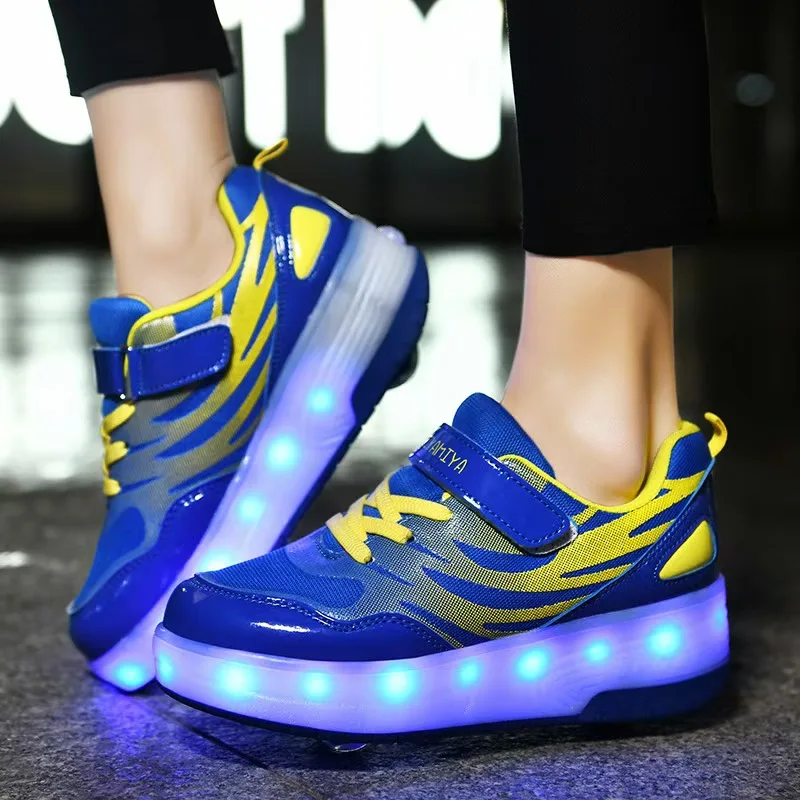 

Роликовые коньки со светодиодной подсветкой и двумя колесами. Профессиональные кроссовки на колесиках. Ролики. Съемные детские кроссовки для роликовых коньков.