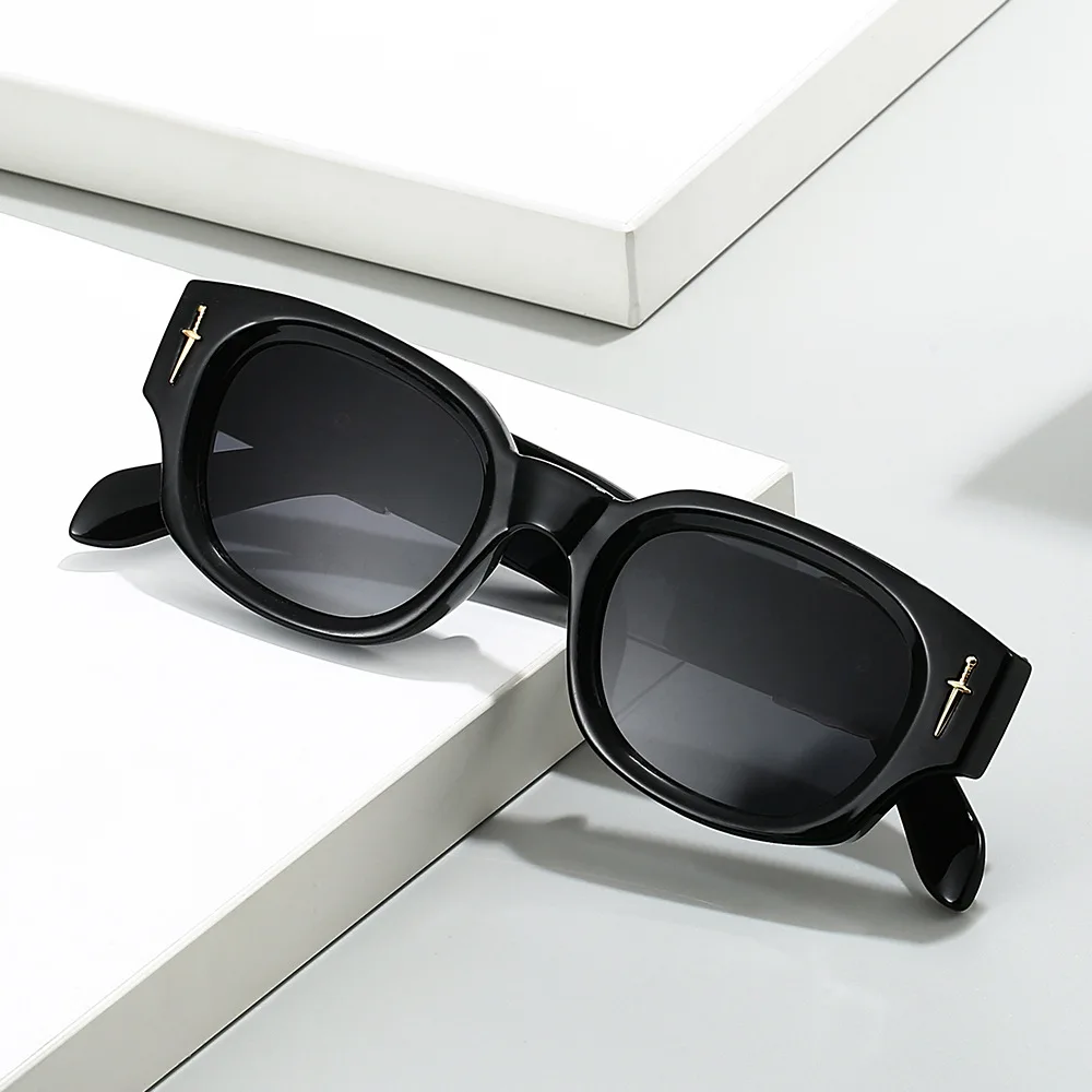 2024 Luxury Brand Sunglasses For Women And Men Glamour Eagle Fashion Sun Glasses Unisex Designer Stylish Eyewear UV400