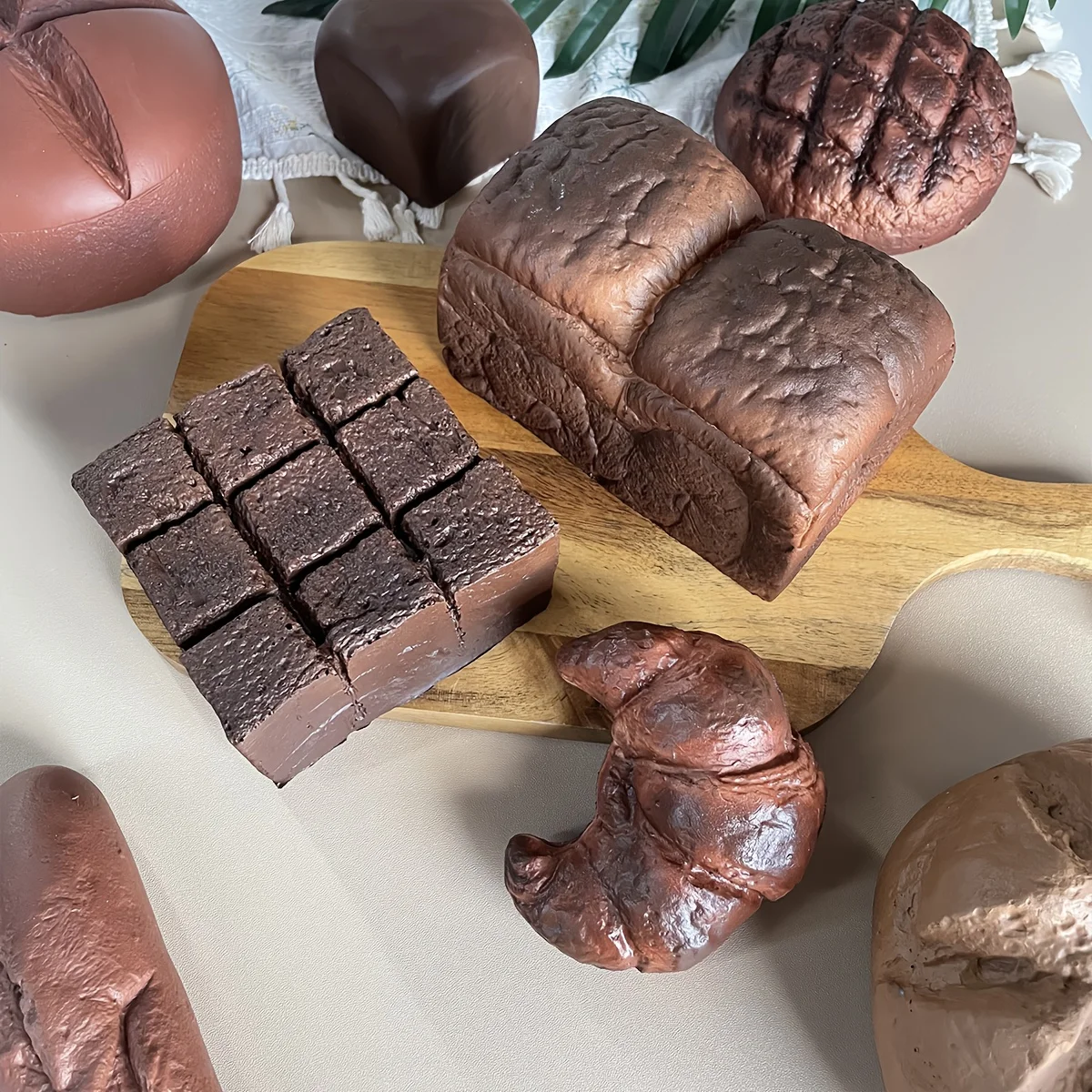 Schokoladenbrotmodell, Lebensmittelmodell-Display, Streichspielzeug, kann Stress abbauen, hat eine langsam steigende Funktion, dekorative Requisite – Detail 6