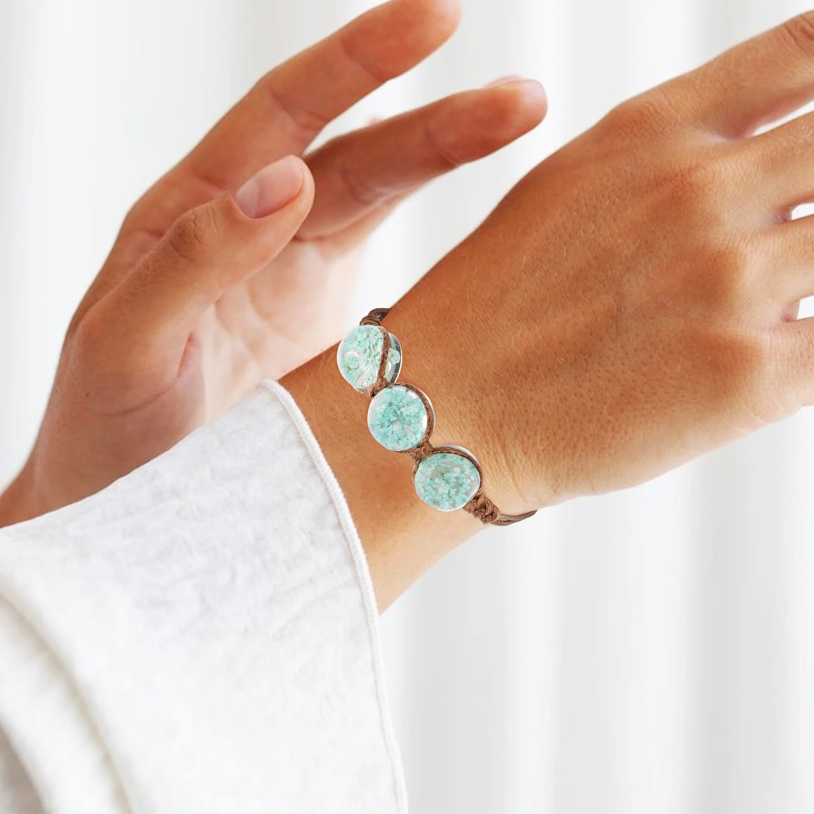 

3 pcs Dried Flower Bracelets Handcrafted Eternal Floral Jewelry For Girls Cotton Rope Design Fashionable Woven Braid Bracelet