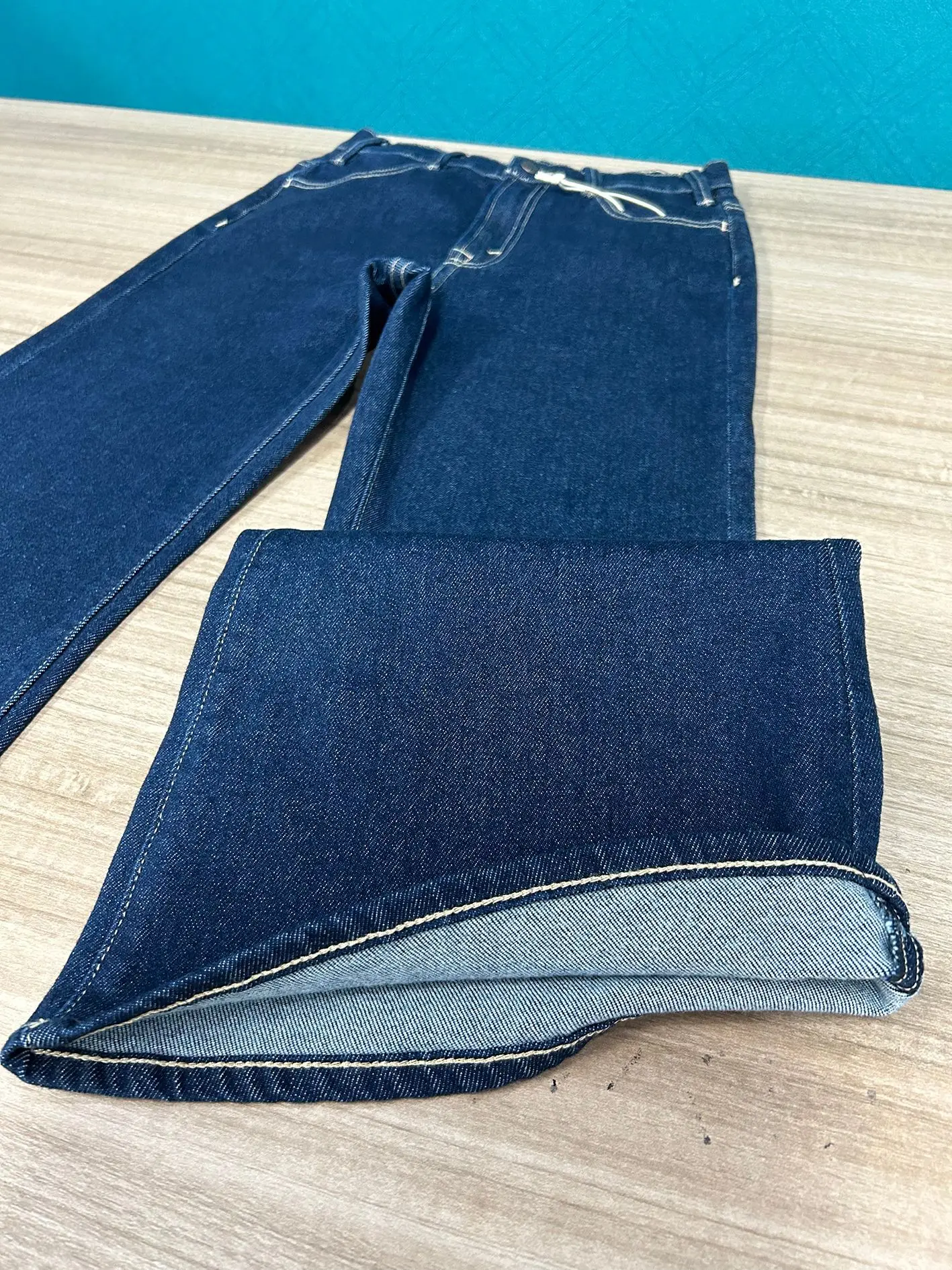 Jeans moda donna pantaloni in denim svasato elastico tinta unita a vita alta