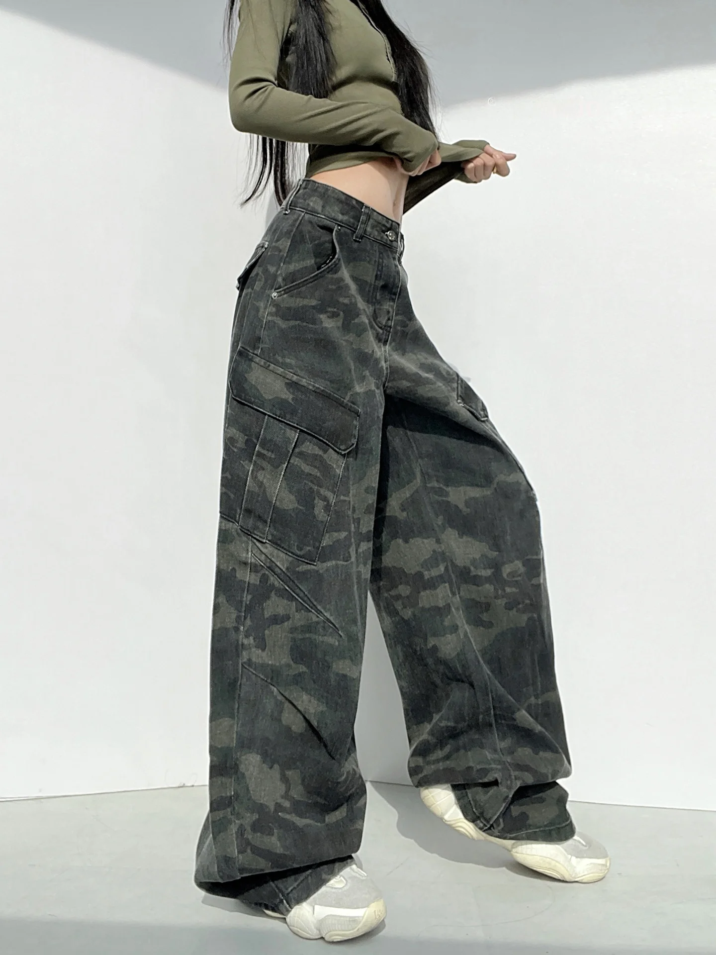 American Retro Camouflage Work Pants Women's Casual Multi-Pocket Knife  Pants Loose Fit Natural Waist Cotton Blend