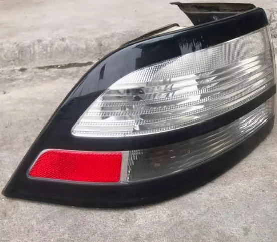 

The product can be customized.