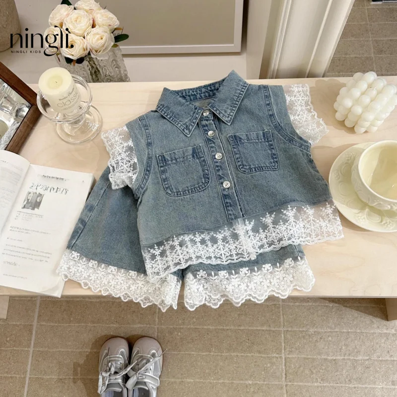 

2025Summer Girls' Lace Trim Denim Set New Summer Vest and Shorts Two-Piece Set