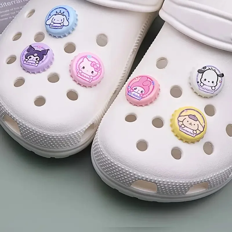 Miniso Sanrio-ispirato 6 pezzi Set di ciondoli per scarpe carino Kuromi Cinnamoroll Melody Designs durevole resina Abs personalizzazione del sandalo