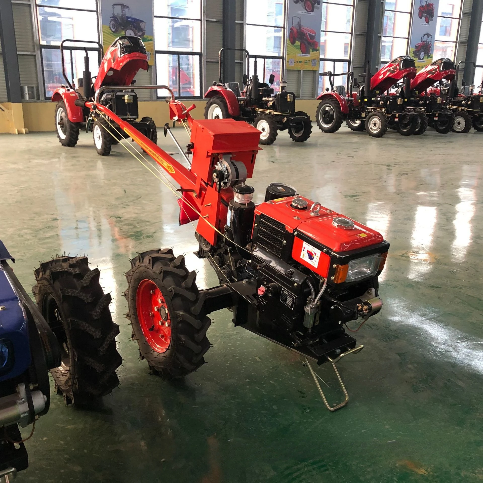 

202518HP 2-Wheel Diesel Walking Tractor Mini Farm Cultivator for Small Farms Hand-Operated Plow & Harvester