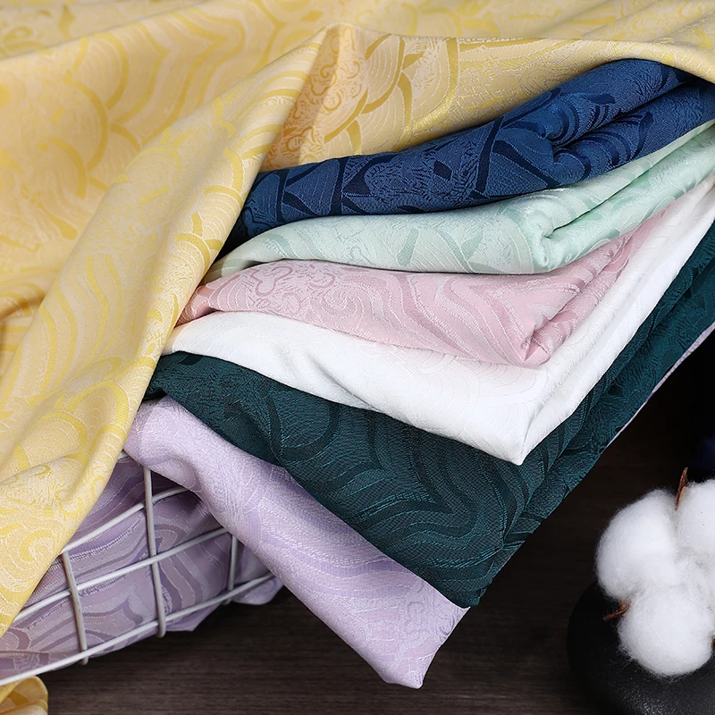 ผ้าไหมจีนลายคลื่นแบบจักรยานยนต์ ผ้าซาตินดามัสก์ สำหรับงานเย็บปักถักร้อย ชุดฮั่นฝู ชุดกี่โมโน ชุดโบราณ