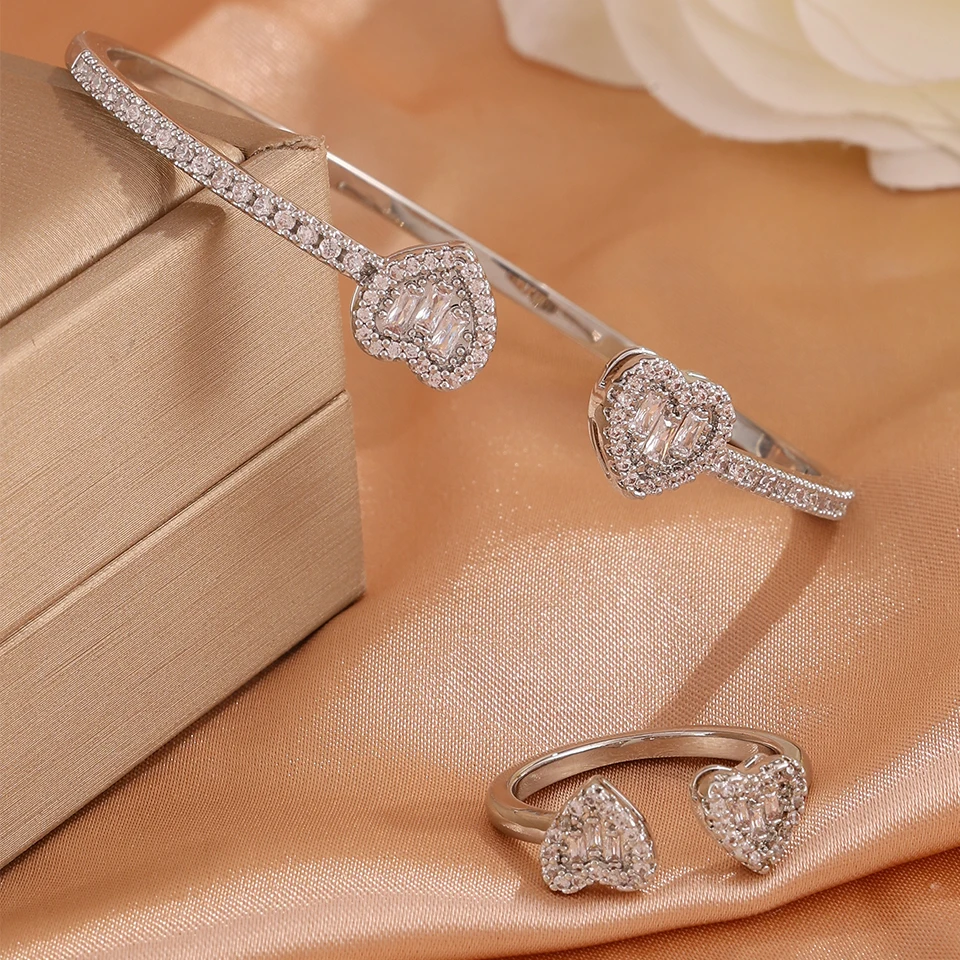 Yupsk 4-teiliges modisches Herz-Design-Armband-Ring-Set aus glänzendem Zirkon-Kupfer für Frauen, exquisiter, wunderschöner Schmuck für Hochzeiten und Partys – Detail 6