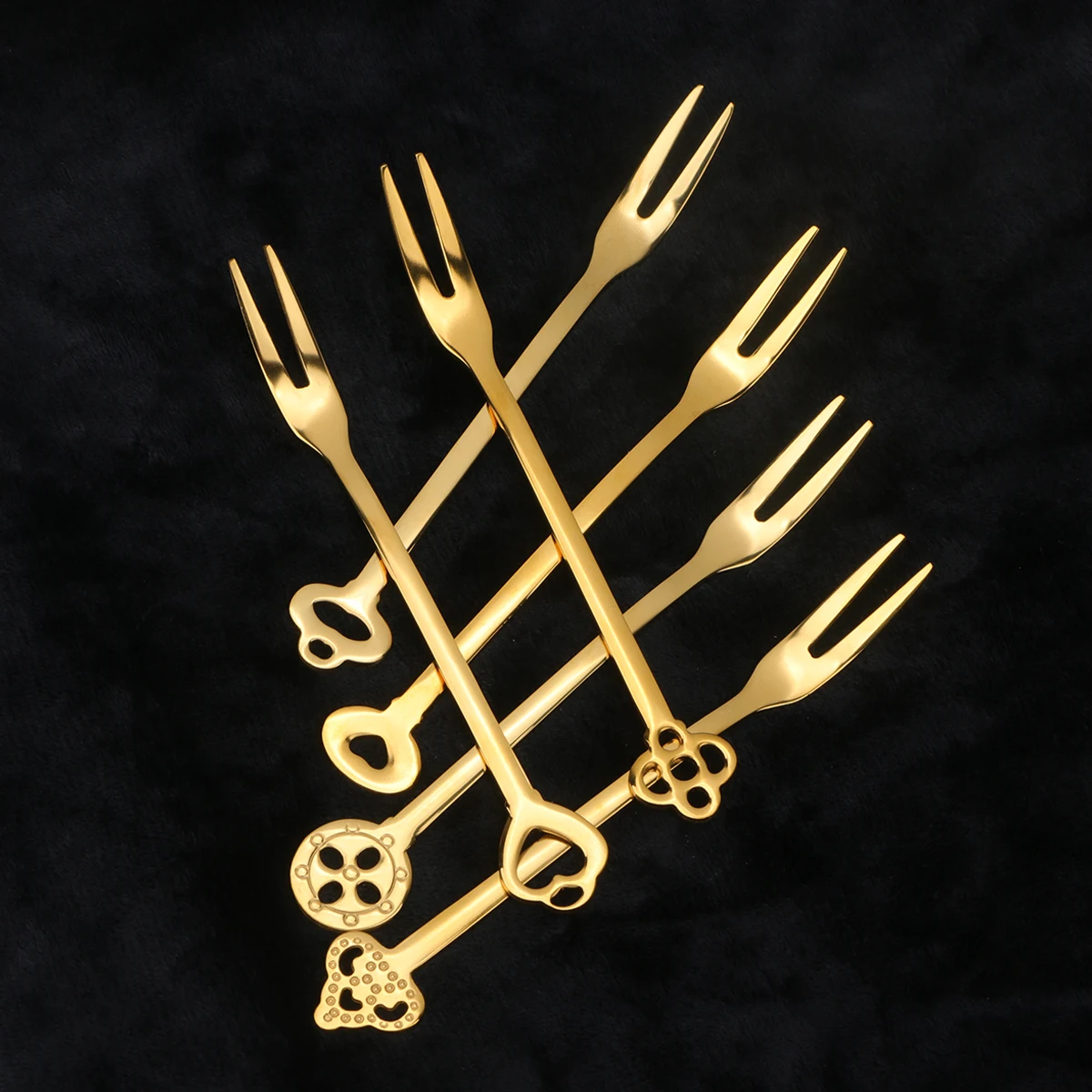 

6pcs Stainless Steel Fruit Picks Reusable 2 Prong Small Salad Forks Dessert Party Appetizer Cupcake Pick Elegant Tableware