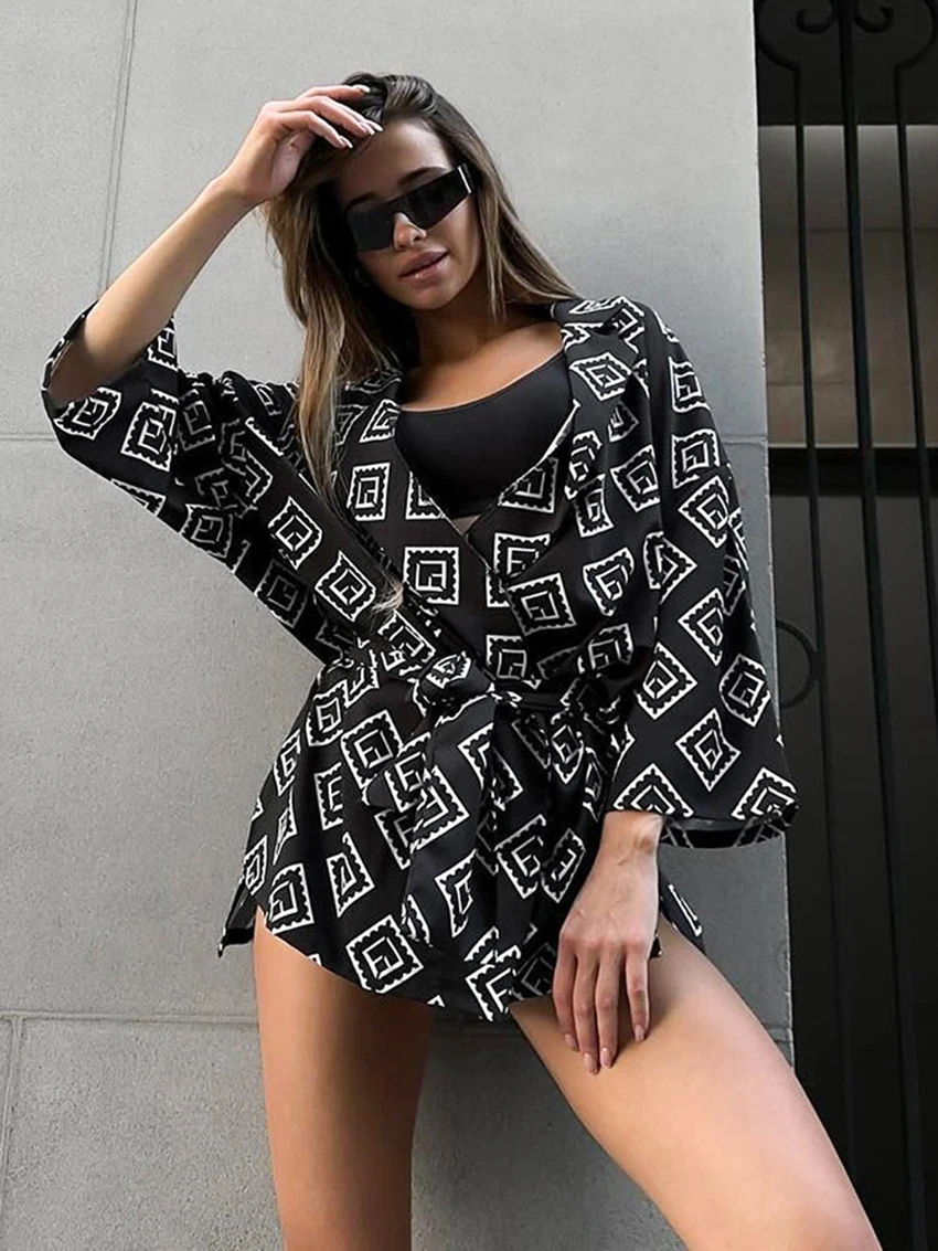 

Marthaqiqi Loose Ladies Sleepwear Set Long Sleeve Pajama Lace Up Nightie Sexy V-Neck Nightwear Shorts Printing Femme Pyjama Suit