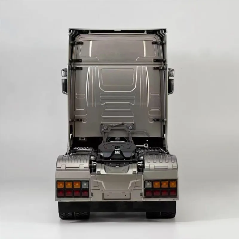 Ciężarówka RC 1:14 770S z blokadami mechanizmu różnicowego, 2-biegowa skrzynia biegów, napęd 4x4, światła, dźwięki, zdalnie sterowany samochód ciężarowy do przyczepy TAMIYA