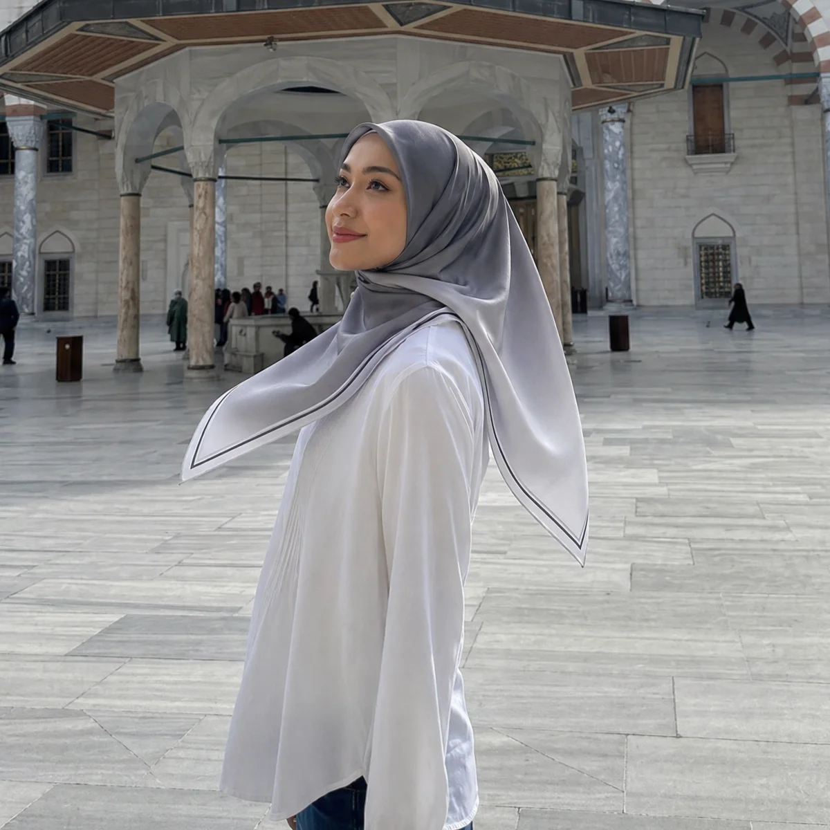 

110*110cm Gradient Square Scarf Voile Breathable Women New Design Hijab Turban Headscarf Head Wrap Scarf Islamic Turban Foulard