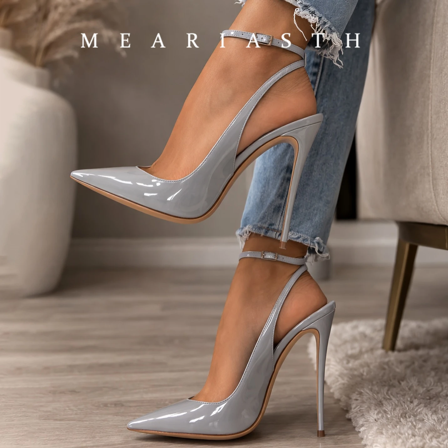 2026 Spring/Summer New Pointed toe pumps Stiletto Sandals Fashionable and Sexy Party Wedding Women's thin High Heel Sandals