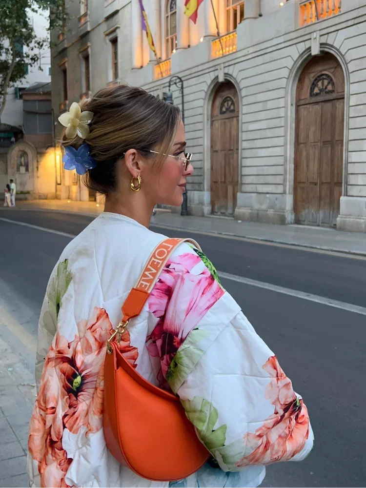 Casaco de algodão estampado floral para mulheres com renda chique, o pescoço, bainha de cordão, casacos quentes e soltos, moda quente, 2024