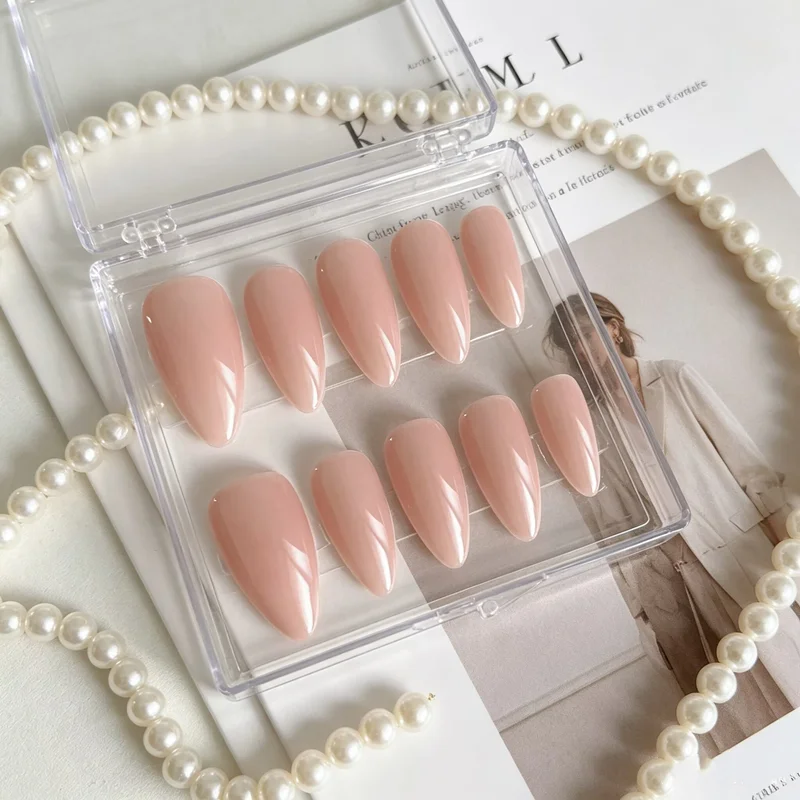 10 Stück Natürlicher Hautton Handgefertigte Aufklebenägel Mandelförmig Elegante Künstliche Nägel Damen-Design Wiederverwendbare Dating-Maniküre für Mädchen