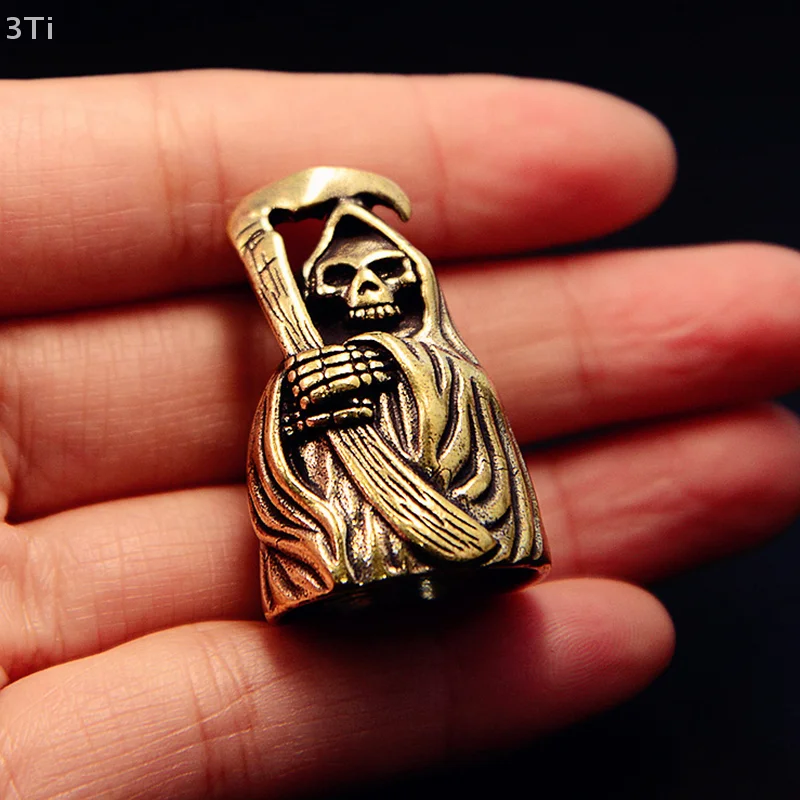 ทองเหลืองบริสุทธิ์ Creative Sickle Wizard Bell พวงกุญแจจี้พวงกุญแจกระเป๋าเป้สะพายหลังแขวน