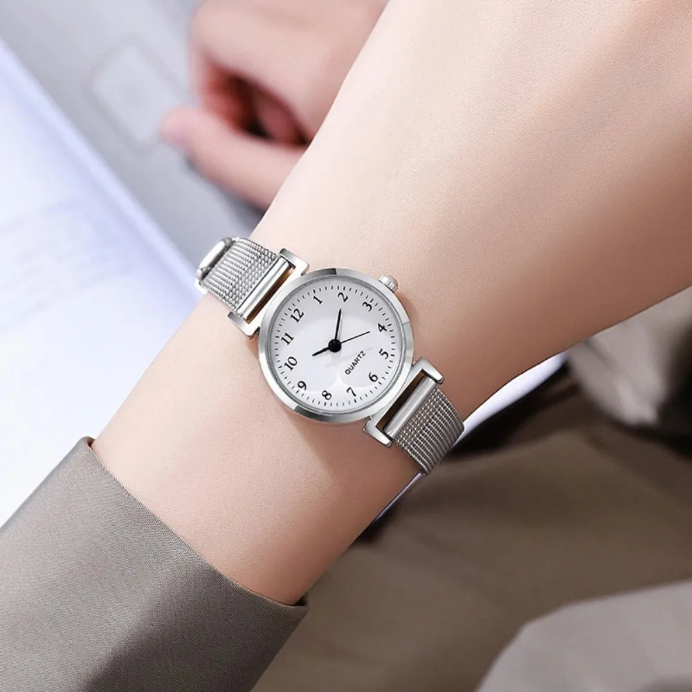 Minimalistische Stijl Koreaanse Vrouwen Studentenhorloge Digitale Compacte Kleine Wijzerplaat Roestvrij Stalen Mesh Band Quartz Sliver Polshorloge Nieuw