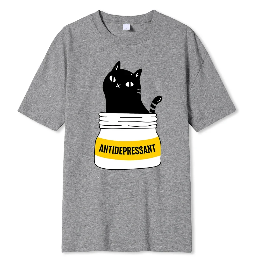 

Black Cat Eat Antidepressant Funny Print Men T Shirt Fashion Oversize T-Shirt High Quality Cotton T-Shirts Summer Short Sleeve