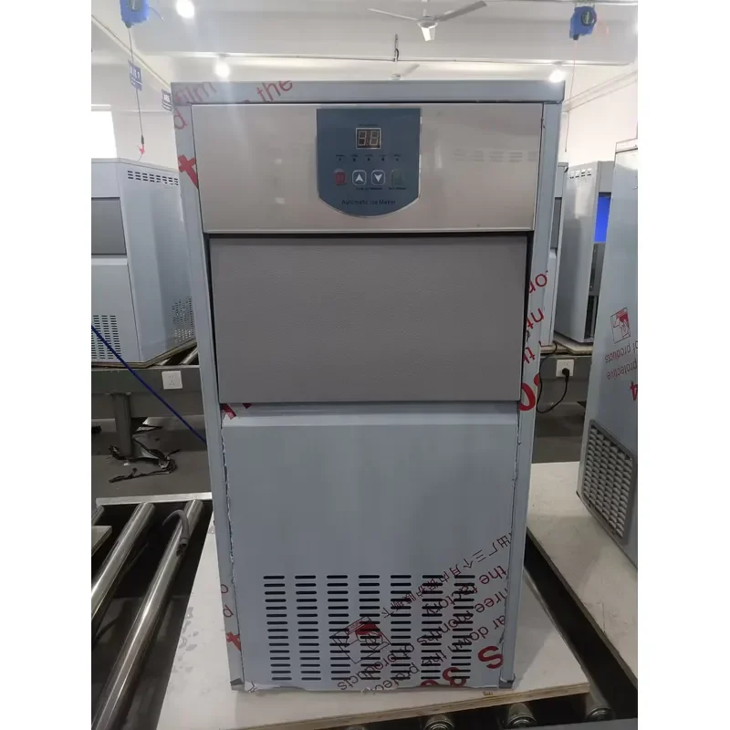Commercial High-capacity Ice Maker Electric Bullet Ice Maker Machine Tea Coffee Shops Produces Ice Cubes for Sale