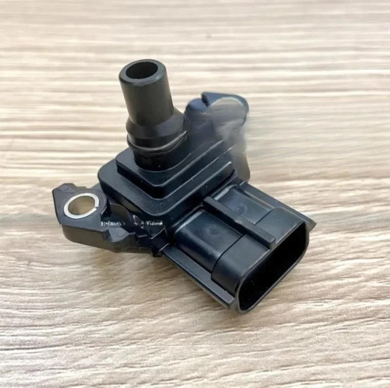 

6WG1 4HK1 4JJ1 air pressure sensor NPR CYH D-MAX 8-9009428-0
