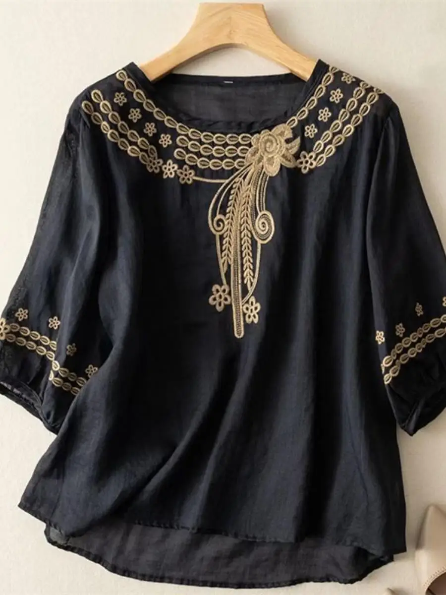 camisa-feminina-de-algodao-e-linho-tamanho-grande-com-bordado-caimento-solto-manga-tres-quartos-efeito-emagrecedor-e-bolso