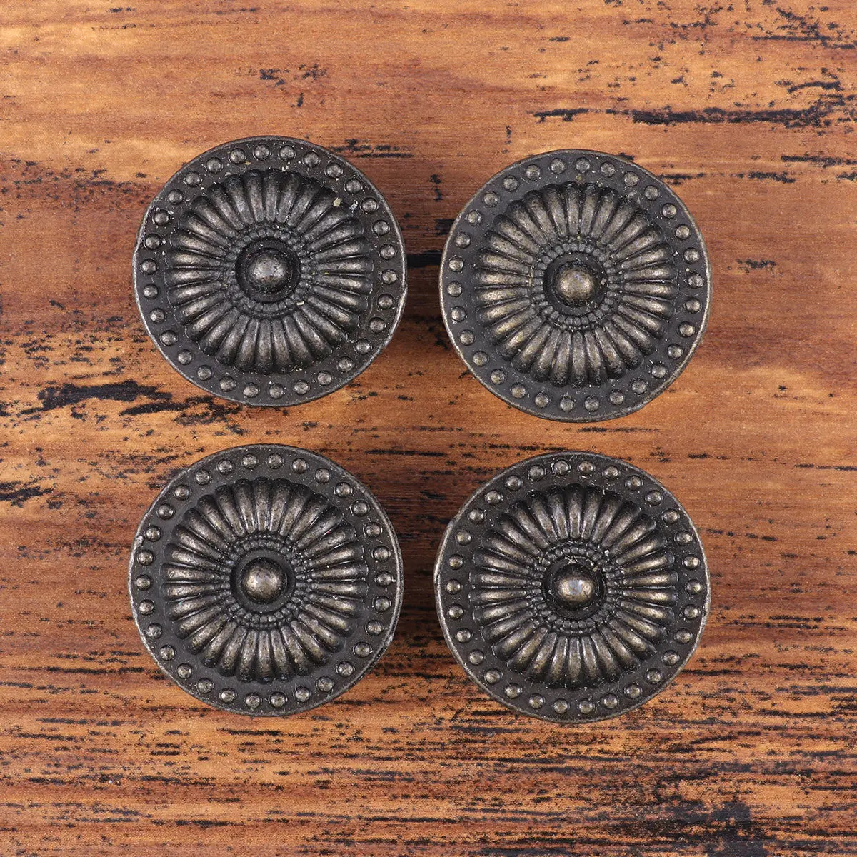 

4Pcs Elegant Vintage Bronze Cabinet Pull Handles Retro Drawer Knobs Floral Design Heavy Duty Zinc Alloy for Bedroom Bathroom