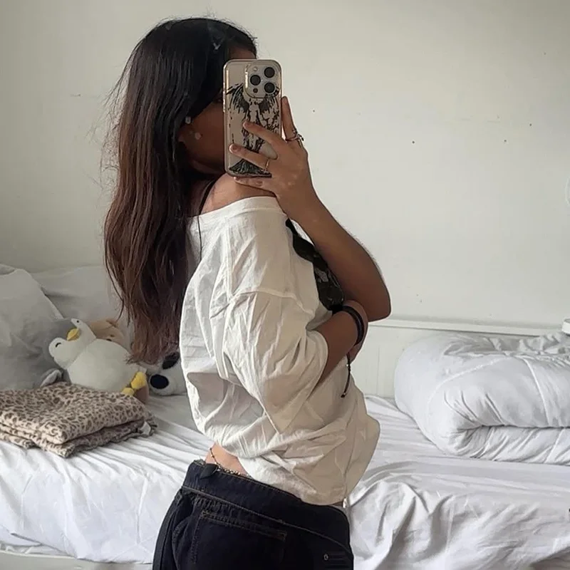 

Street Trendsetters, Fashionable Hip-Hop Women's Clothing, Lip Print, Contrasting Color, Casual Slanted Shoulder Short Sleeved