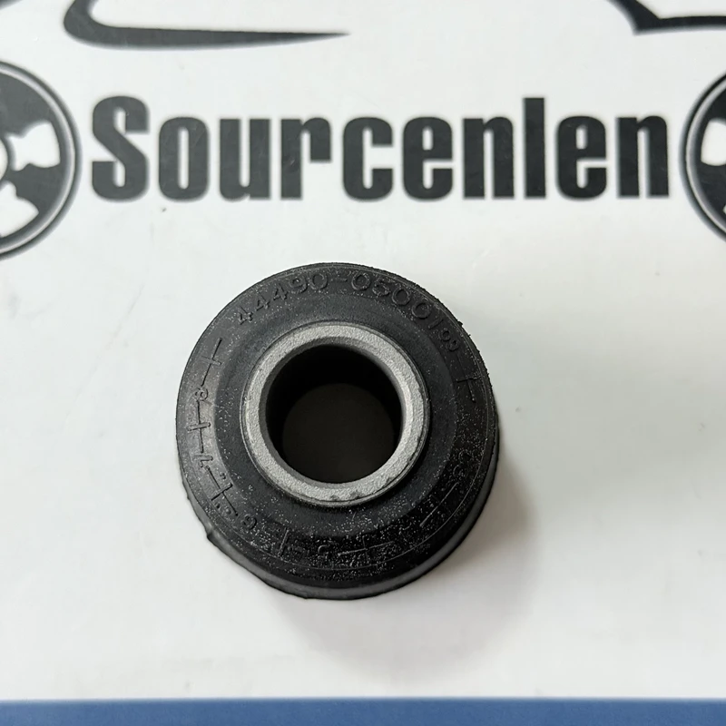 Front Control Upper Arm Bush Assy For Ssangyong Musso Sports Ute 2.9 L TD 4449005001 44490-05001