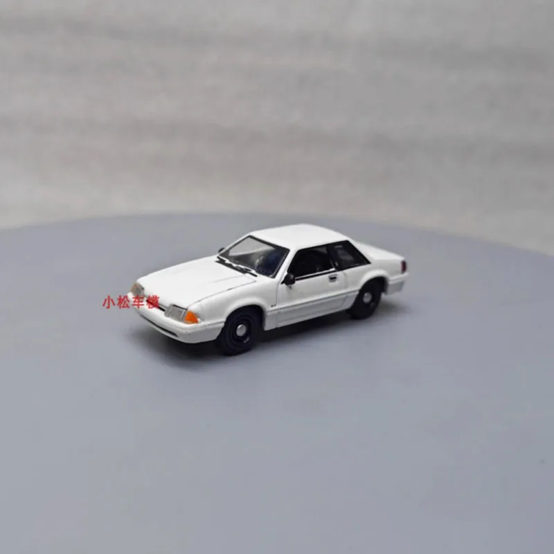 

Greenlight масштаб 1:64 1987, Mustang SSP, имитация белого сплава, модель автомобиля, статическая коллекция, украшенные праздничные подарки, игрушки