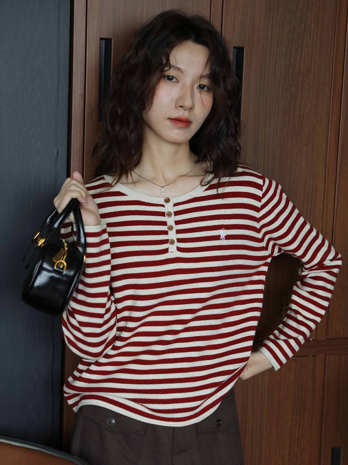 

Soft Long Sve Knitted Sweater round Ne Embroidered Faionable Loose Women's Base irt Outerwear Comfortable Breathable