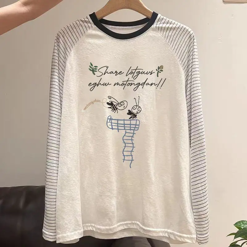 

Корейская полосатая футболка с длинными рукавами и милым мультяшным принтом для женщин, осенняя новая простая свободная футболка большого размера