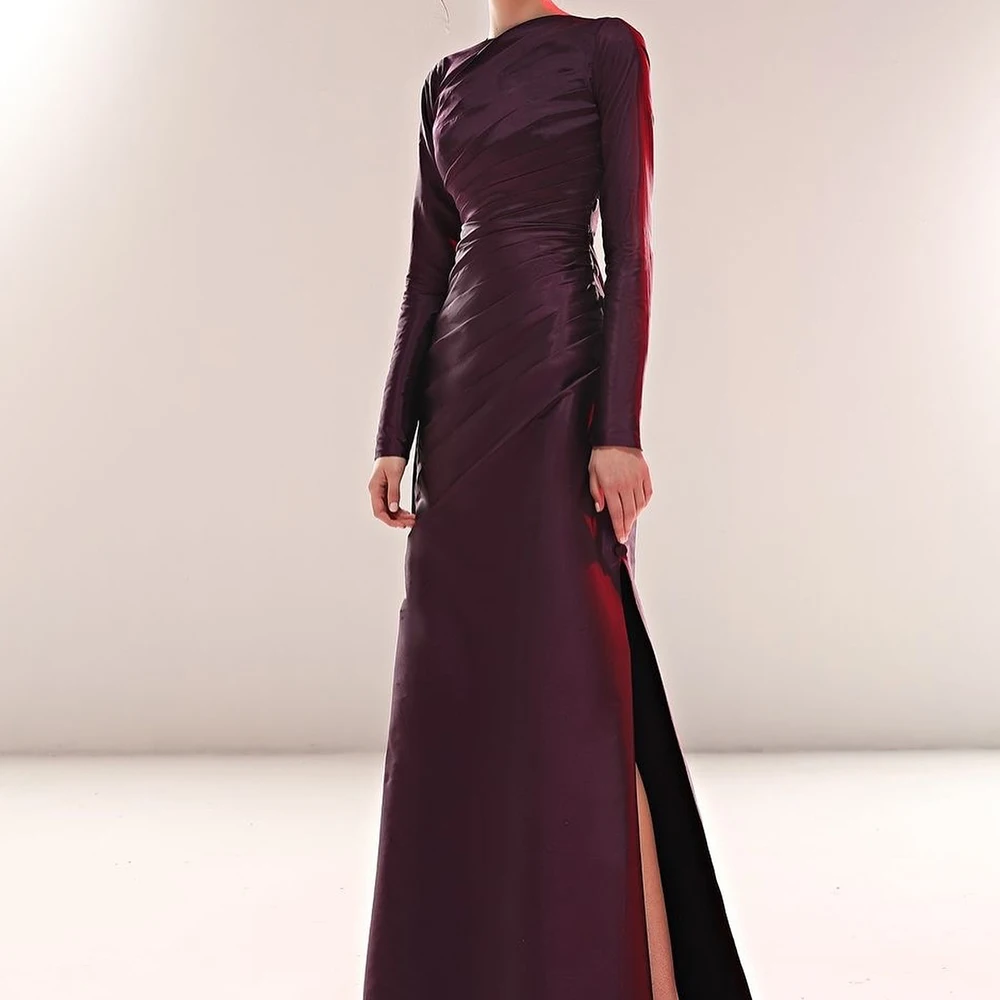 

Elegant Floor Length Satin Long Sleeves Straight Boat Neck Pleats Solid Color Classic Celebrity Dress Bespoke Occasion Gowns