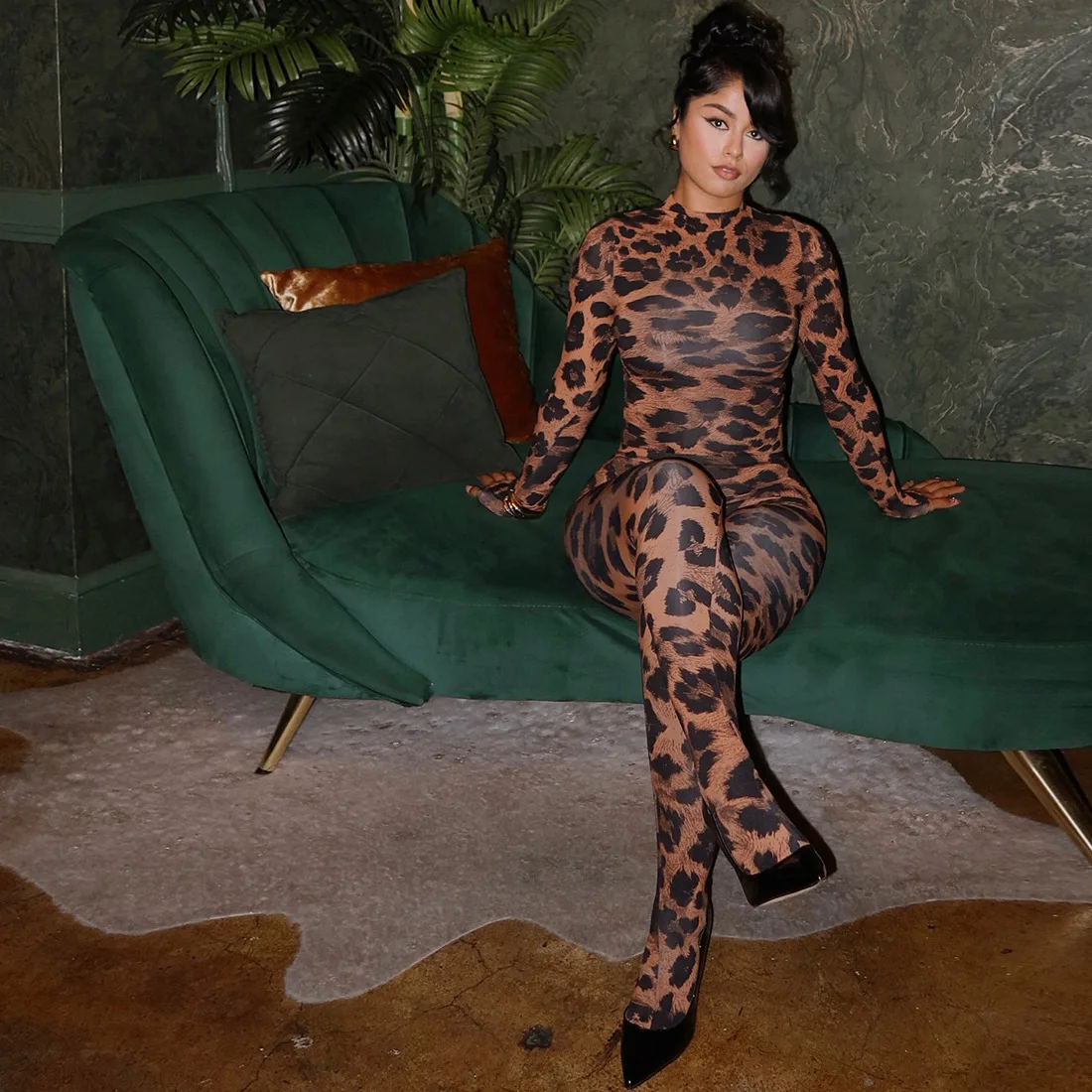 

STYLISH LADY Leopard Printed Sports 2 Piece Set Women Long Sleeve Top and Footed Pant Sets 2025 Autumn Sexy Club Party Tracksuit