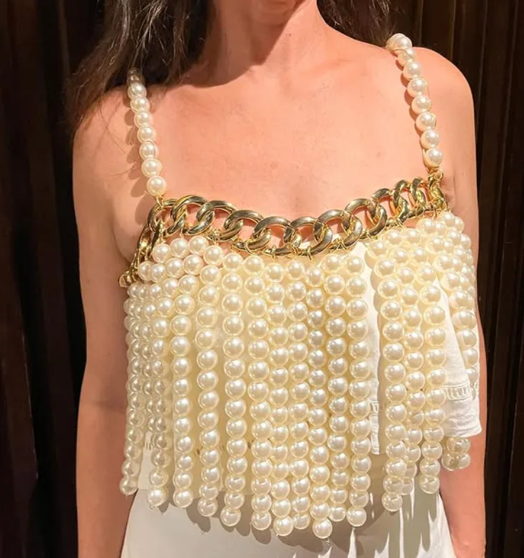 

2025 The latest Chinese design hot body chain The little pearl vest girl with the pop halter
