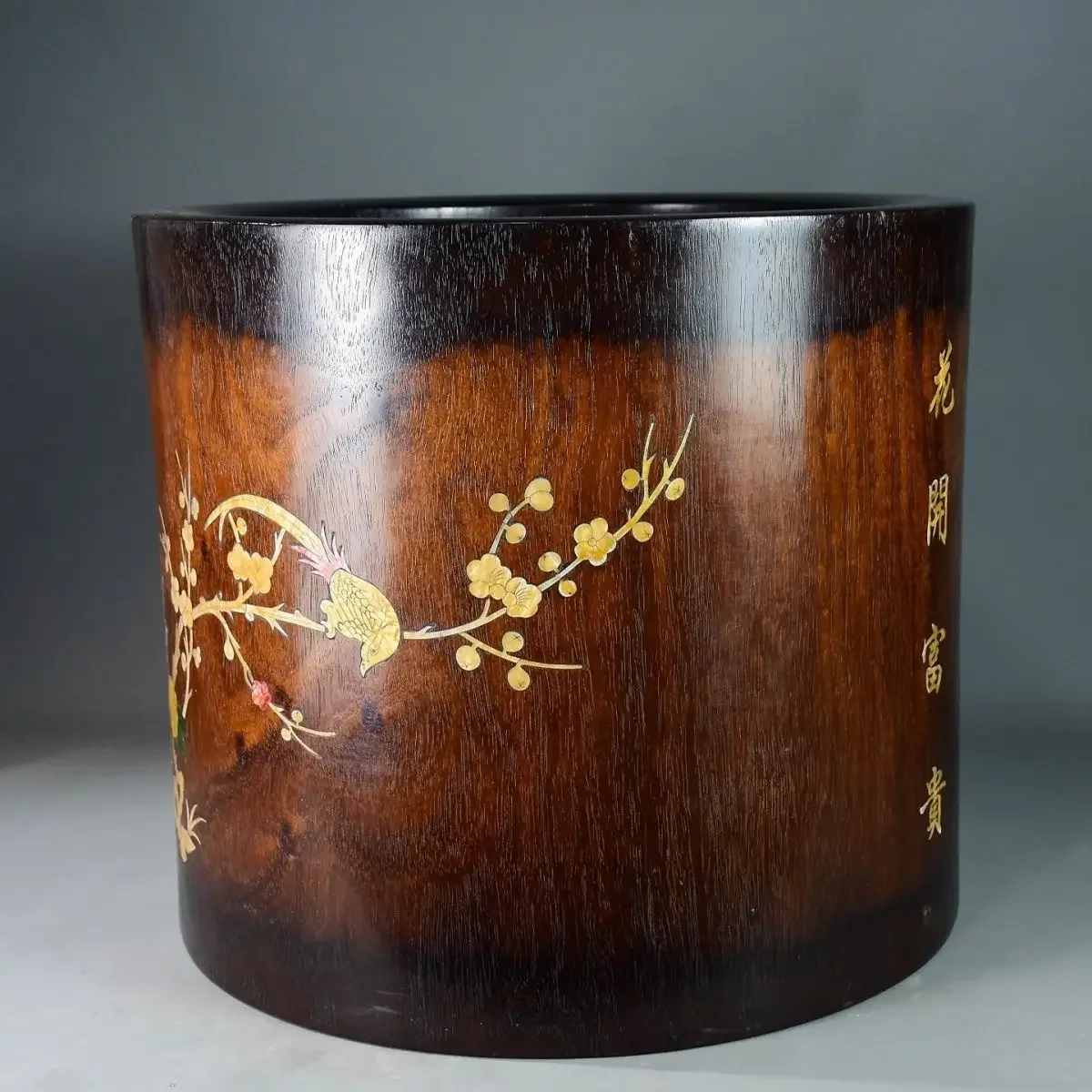 Treasured rosewood inlaid shell painting tank, 46 cm high, 46 cm long, 46 cm wide