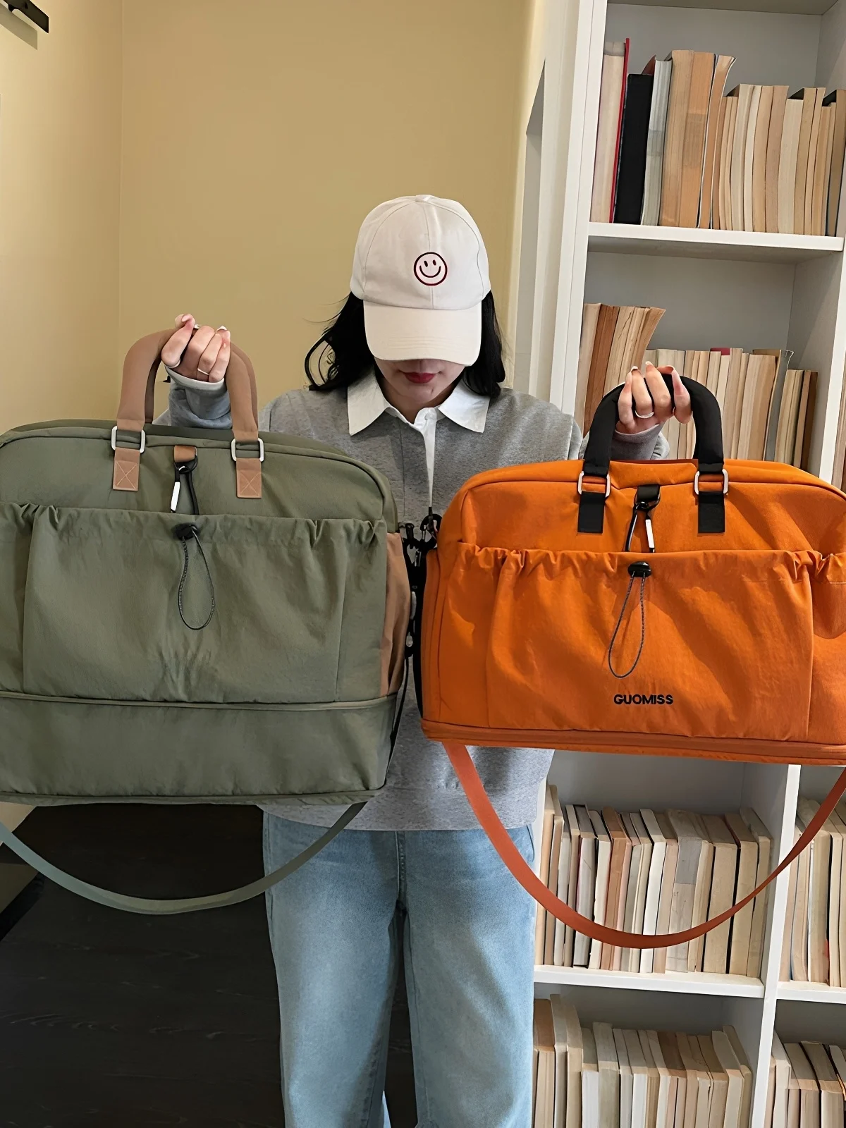 large-capacity-lightweight-waterproof-travel-bag-fashionable-handbag-fitness-bag-organizer-bag-for-pregnancy-and-business-trips
