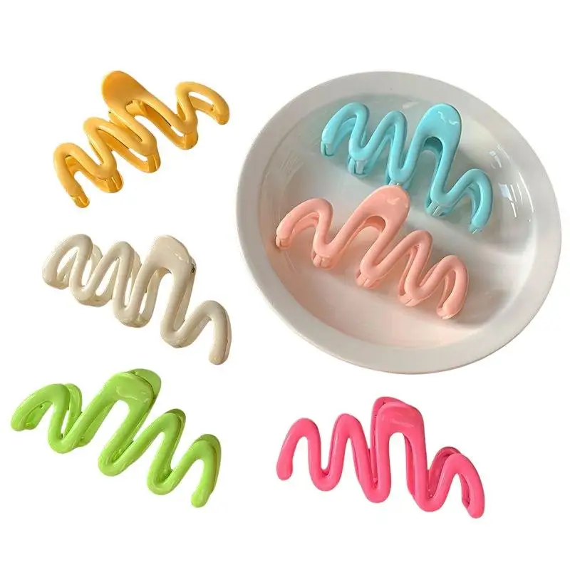 Bunte Jelly-Wellen-Haarklammer, Haarklammer im Haifisch-Design für Frauen und Mädchen, koreanische, süße, einfache, unregelmäßige Haarklammer, Haaraccessoires – Detail 2