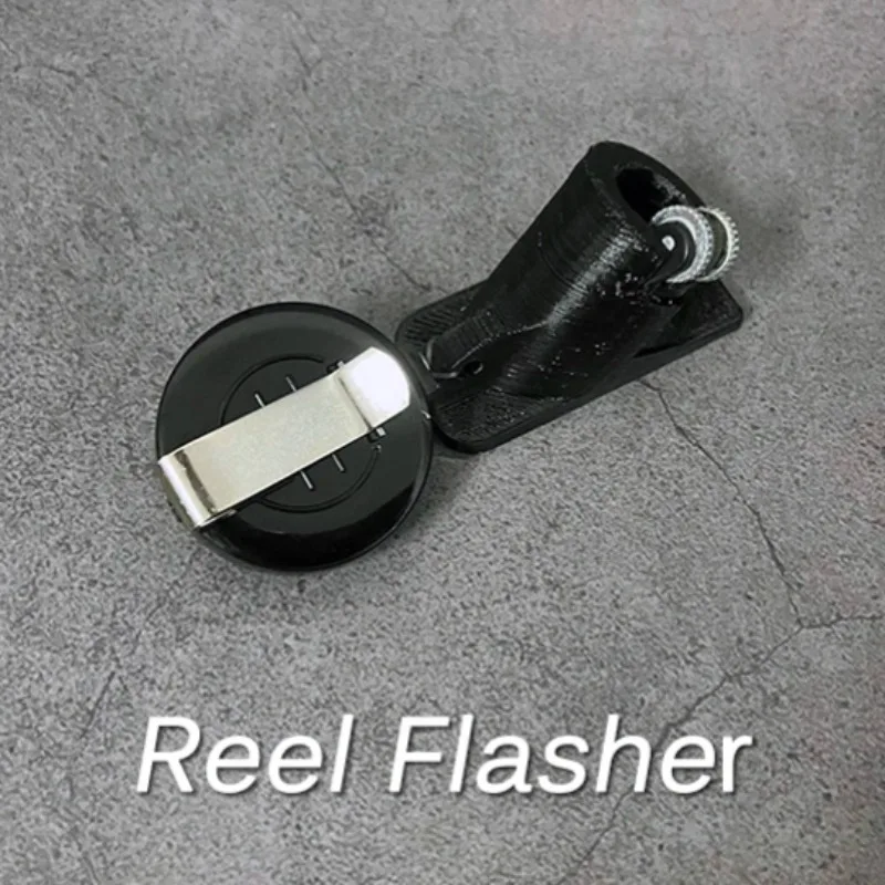 

Устройство для создания искрящегося эффекта Reel Flasher Magic Gimmick – прибор для создания искрящегося эффекта, реквизит для фокусов с близким планом и на сцене, аксессуар для магических трюков и иллюзий.