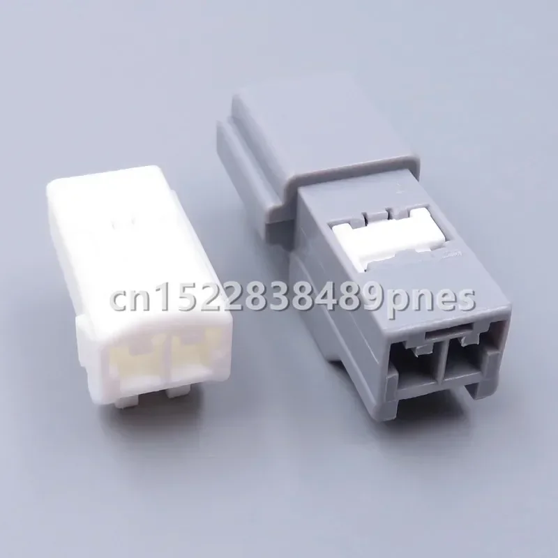 2 Pole Connector Electric Wiring Harness Plug With Pins 6520-0549 6520-0550 For Auto Toyota